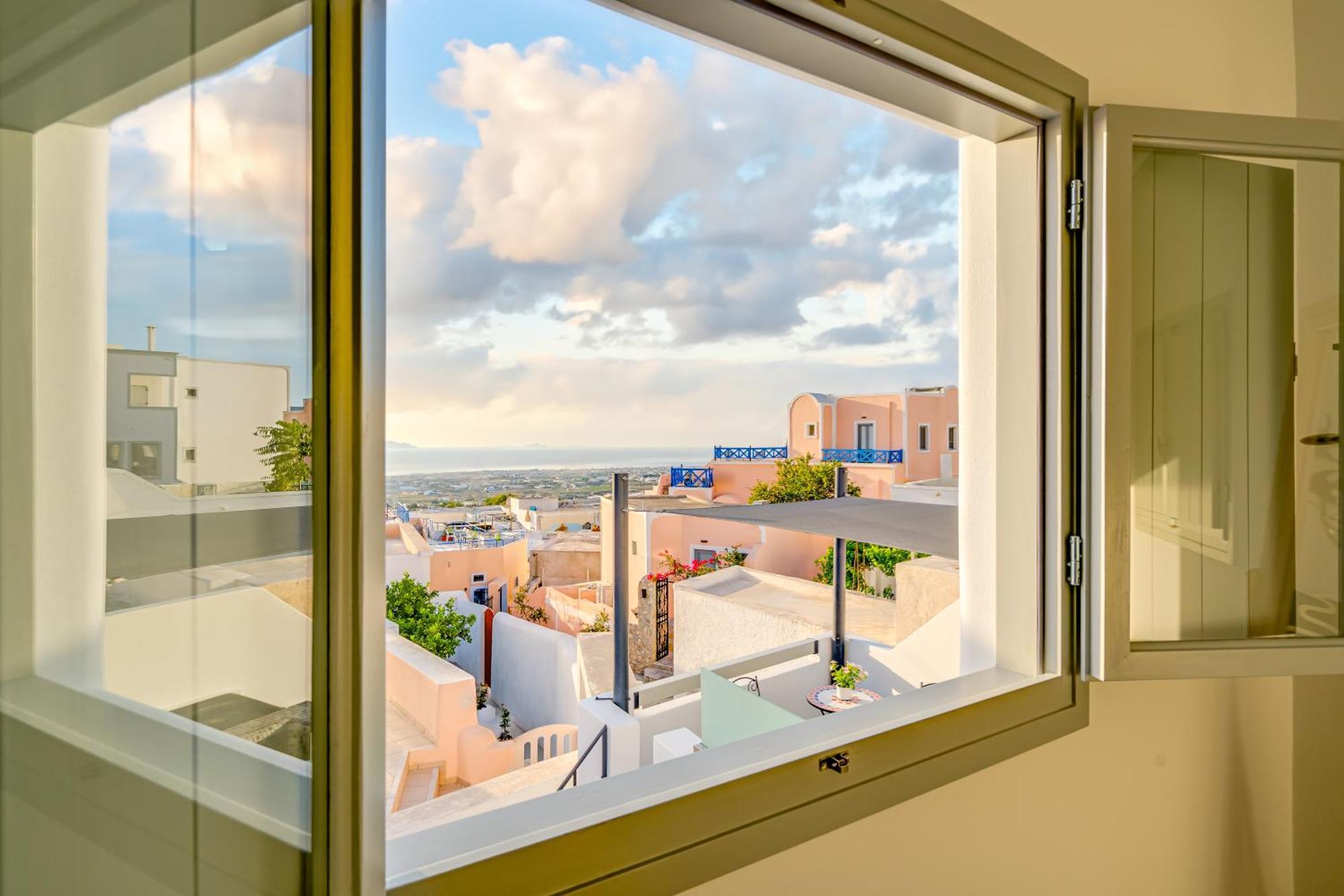 Tiara Suites Santorini Fira  Exterior photo